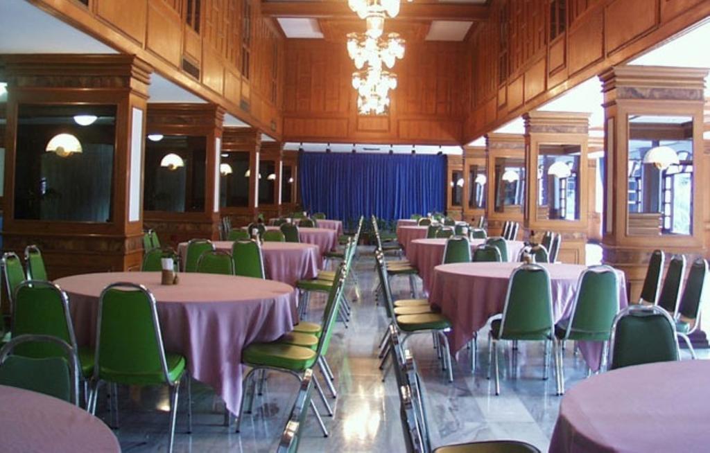 Royal Twins Palace Hotel Паттайя Экстерьер фото